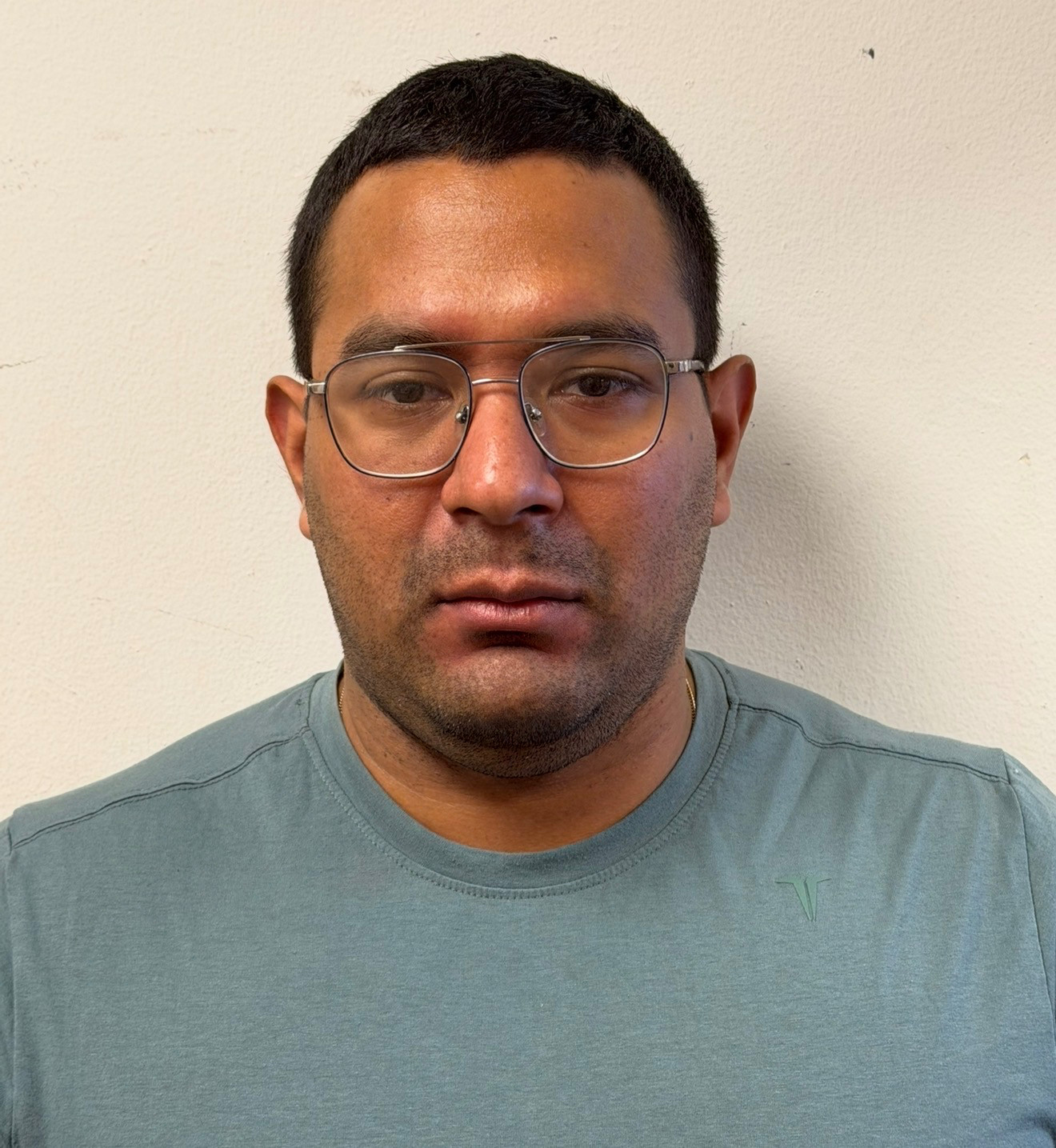 LUIS  NIMO